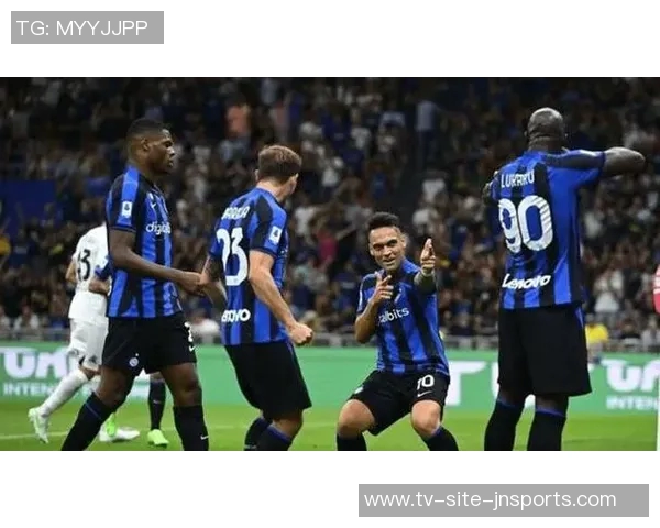 韦斯利全队合练状态回暖有望出战本周末罗马对国米的意甲大战 韦斯利全队合练状态回暖有望出战本周末罗马对国米的意甲大战