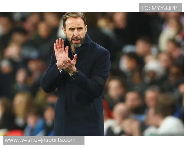 阿勒代斯质疑曼联未引进马特塔称其中锋实力无与伦比