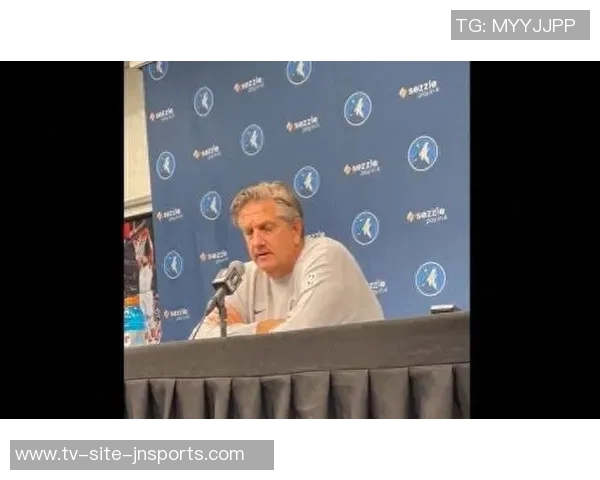 芬奇谈球队表现：对手速度被过于尊重持球压迫需加强