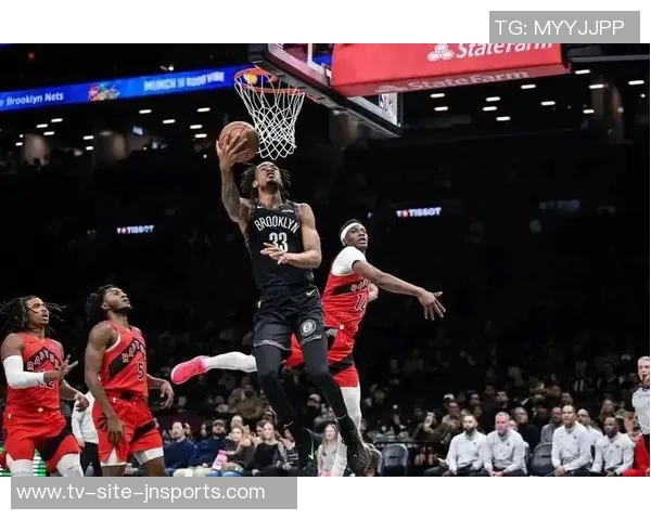 小凯文波特表现惨淡13投仅2中三分球全失仅得5分助攻7次却出现6次失误